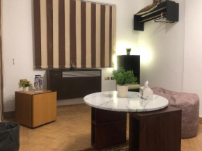 cozy room near the airport